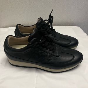 ZARA NEW LEATHER SNEAKERS